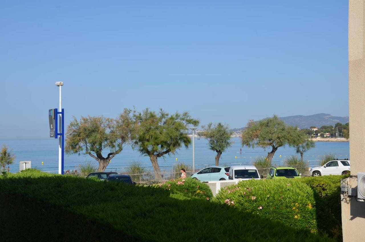 Appartement Les Pieds Dans L'Eau à Saint-Cyr-sur-Mer Extérieur photo